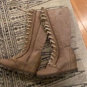 Sorel taupe 8